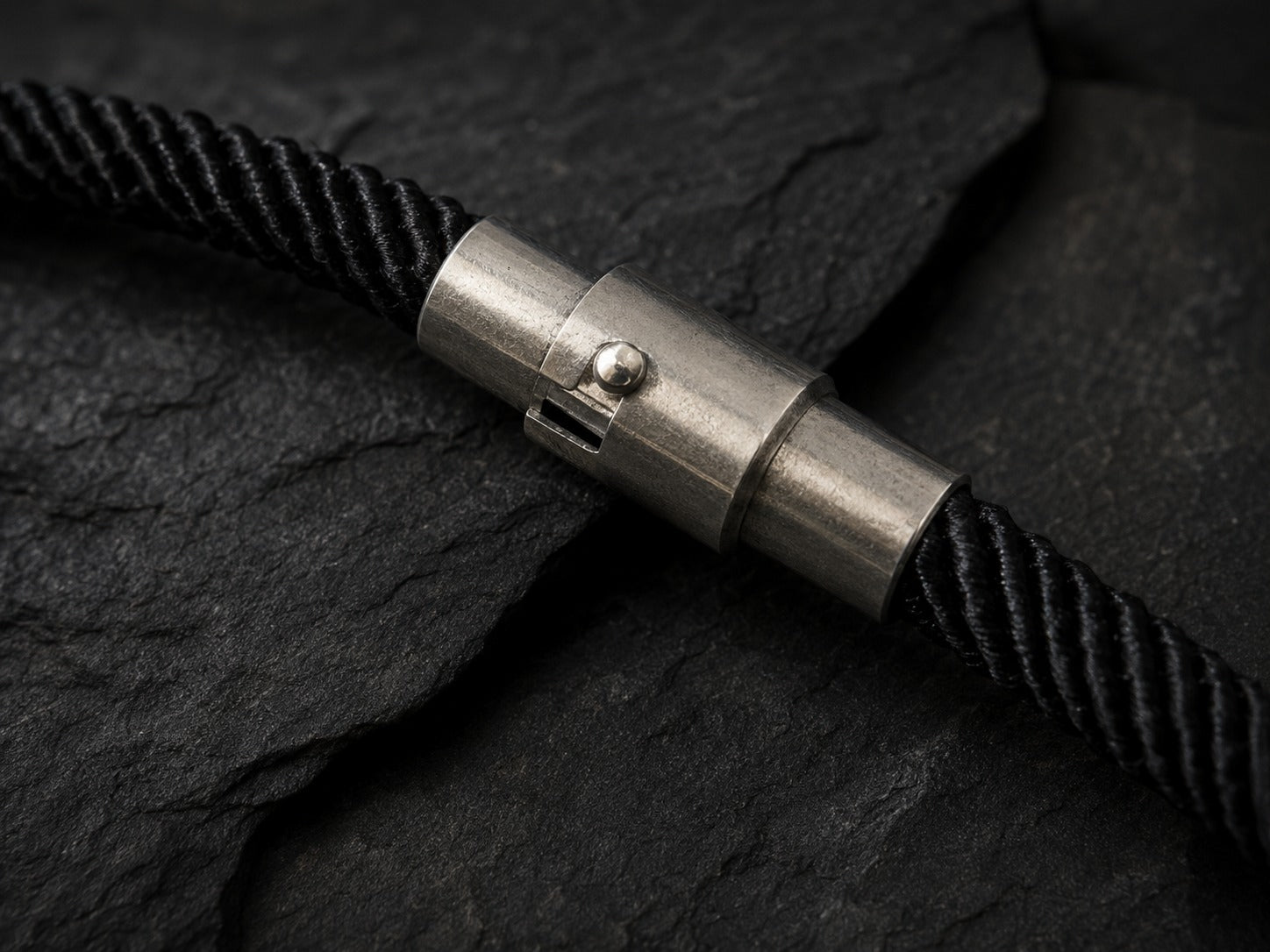 Silver-plated copper magnetic clasp